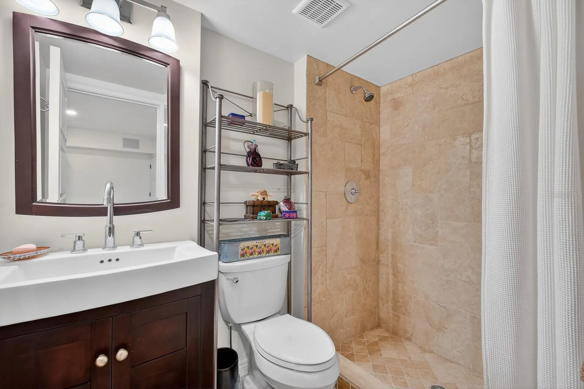 20 Rue Grande Mer Palm Coast FL 32137