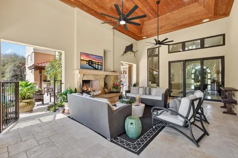 20 Rue Grande Mer Palm Coast FL 32137