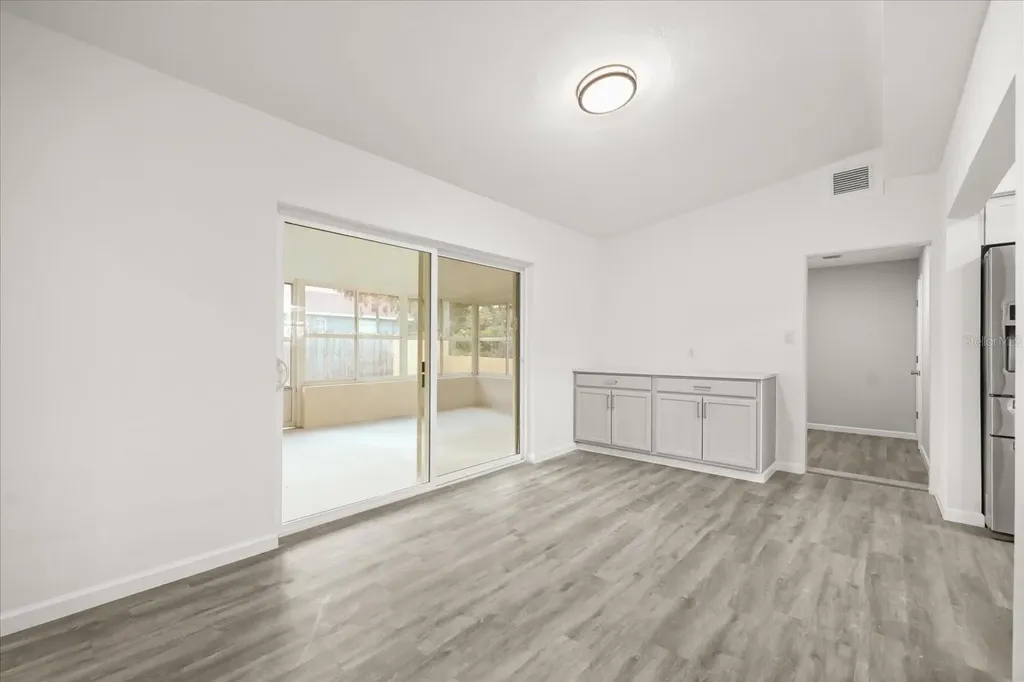 4528 S Shore Road Orlando FL 32839