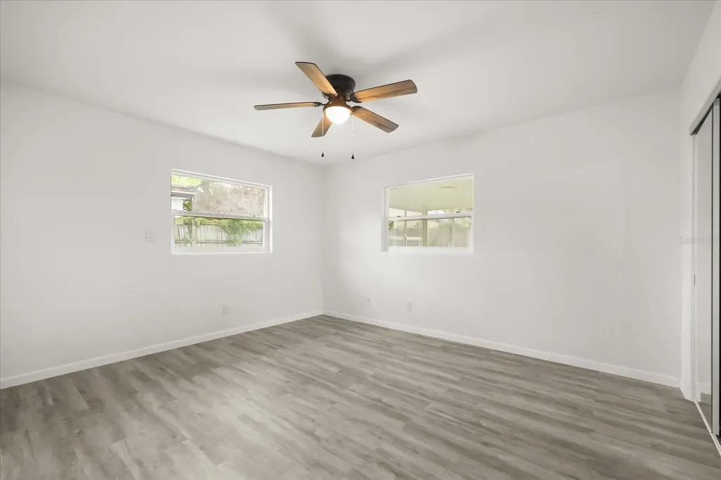 4528 S Shore Road Orlando FL 32839