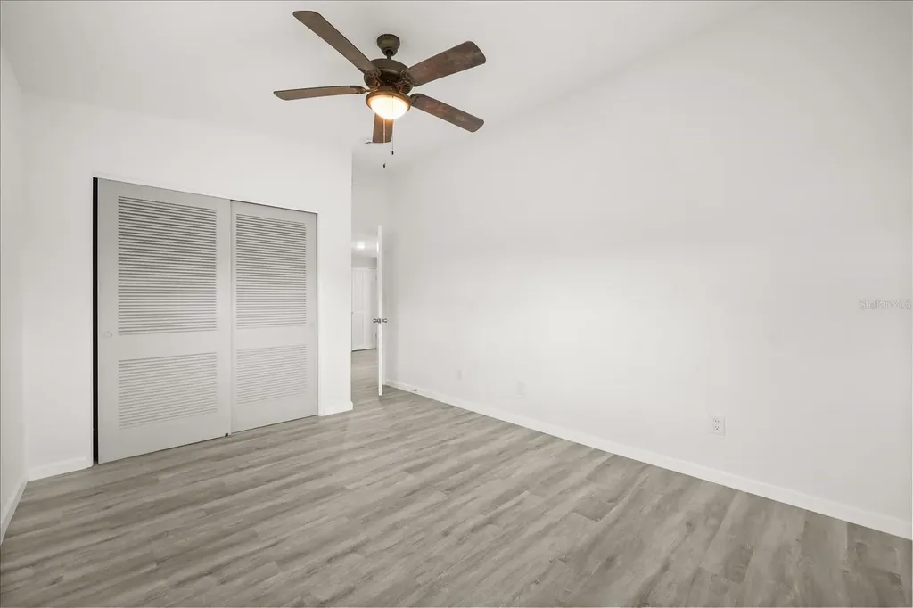 4528 S Shore Road Orlando FL 32839