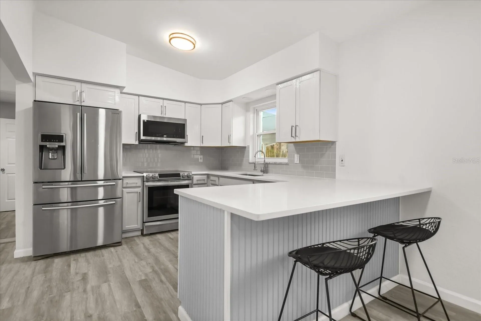 4528 S Shore Road Orlando FL 32839