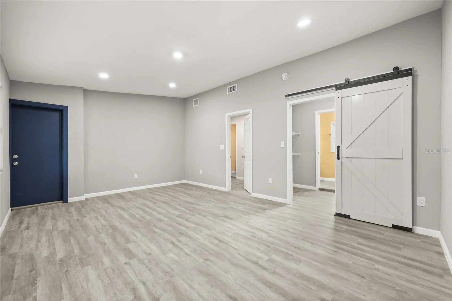 4528 S Shore Road Orlando FL 32839