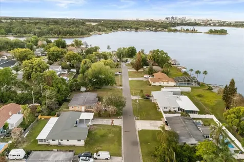 4528 S Shore Road Orlando FL 32839