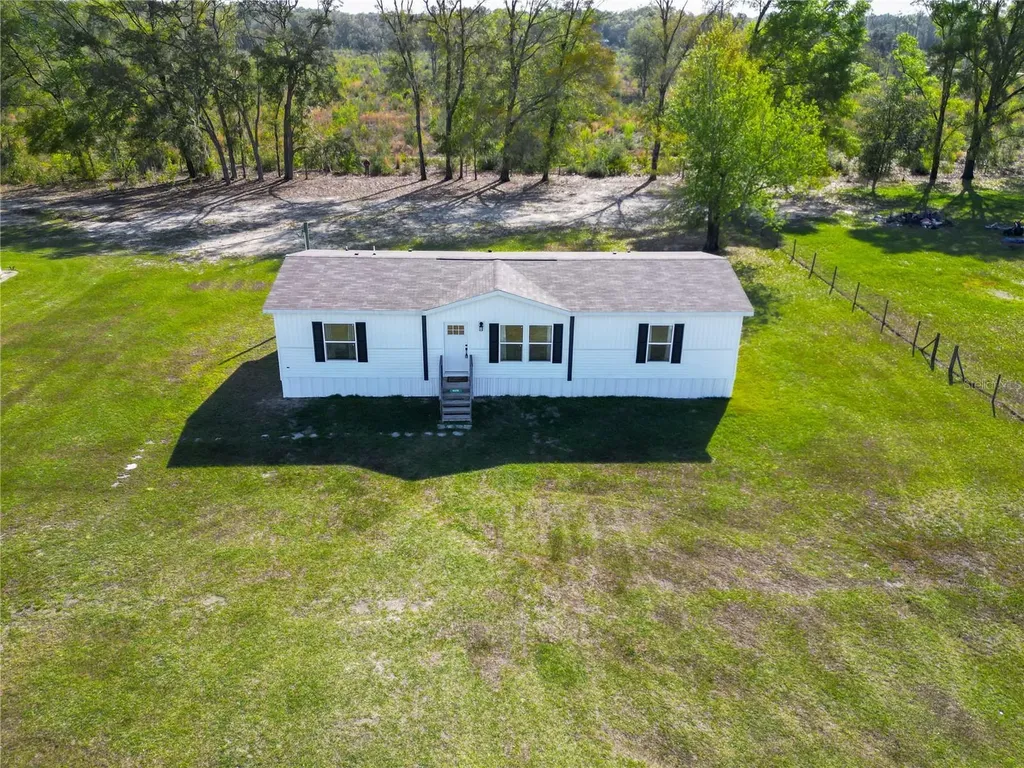 5570 NE 76th Terrace High Springs FL 32643