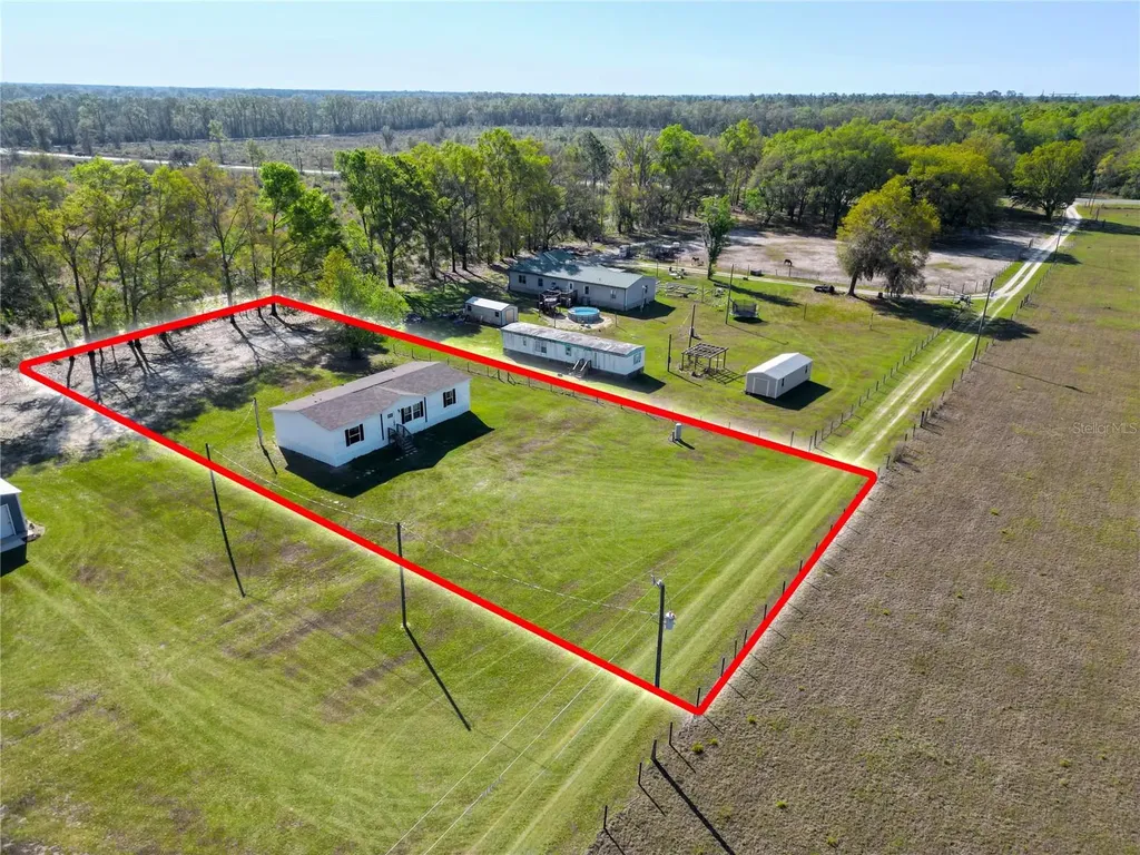 5570 NE 76th Terrace High Springs FL 32643