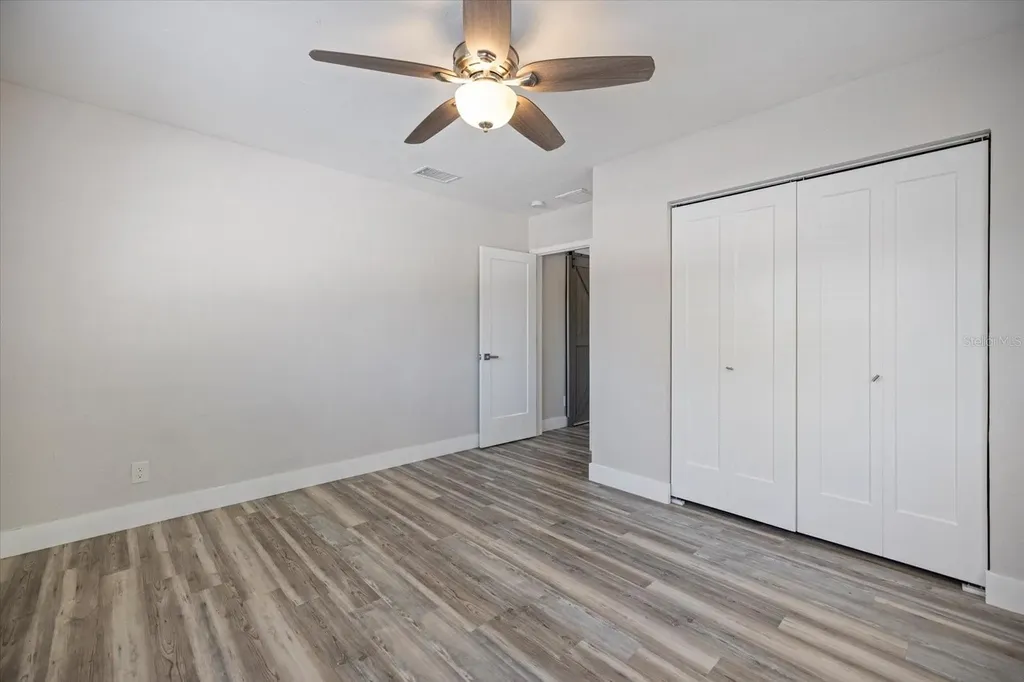 2513 Mineola Way Sarasota FL 34239