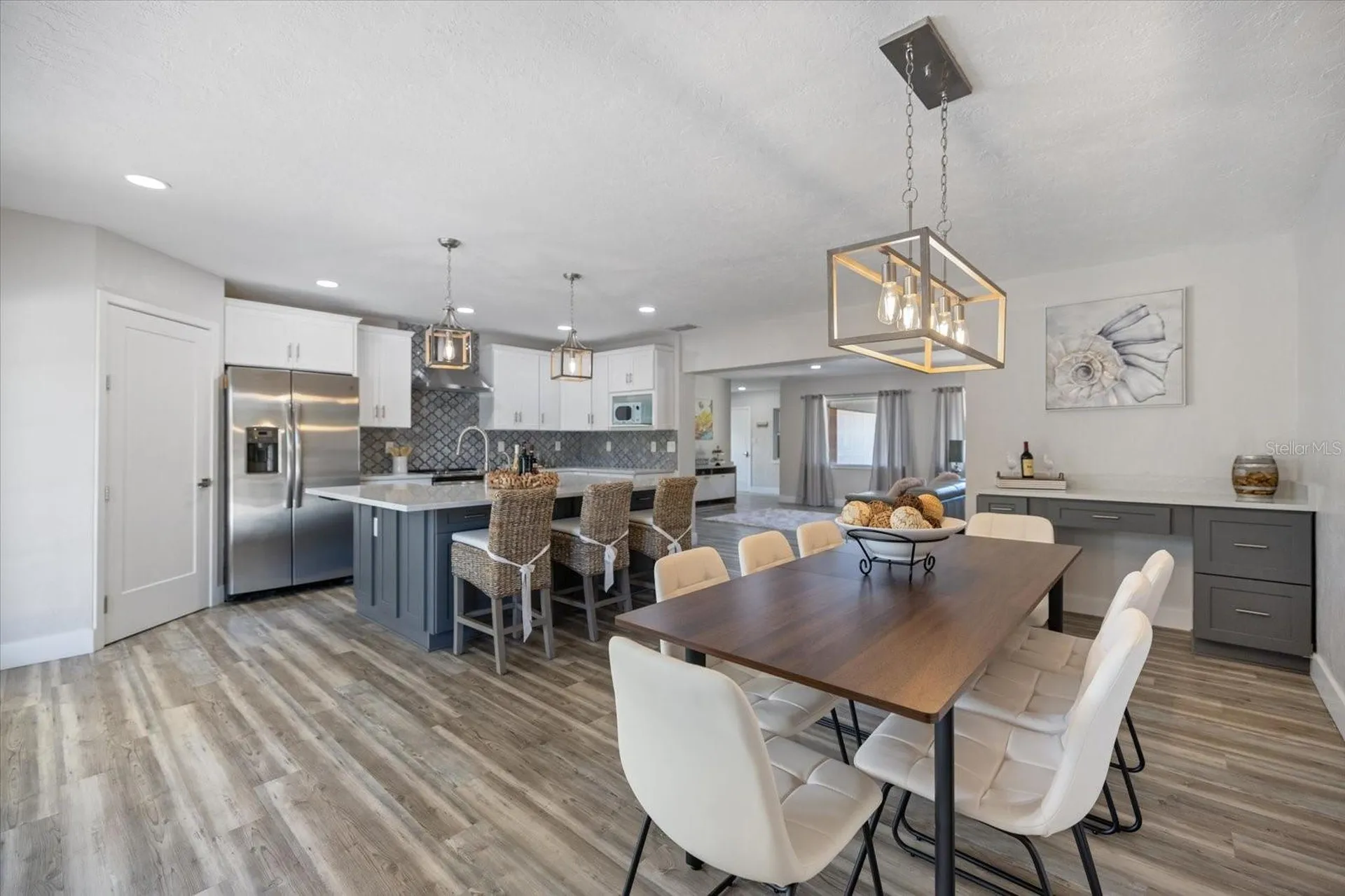 2513 Mineola Way Sarasota FL 34239