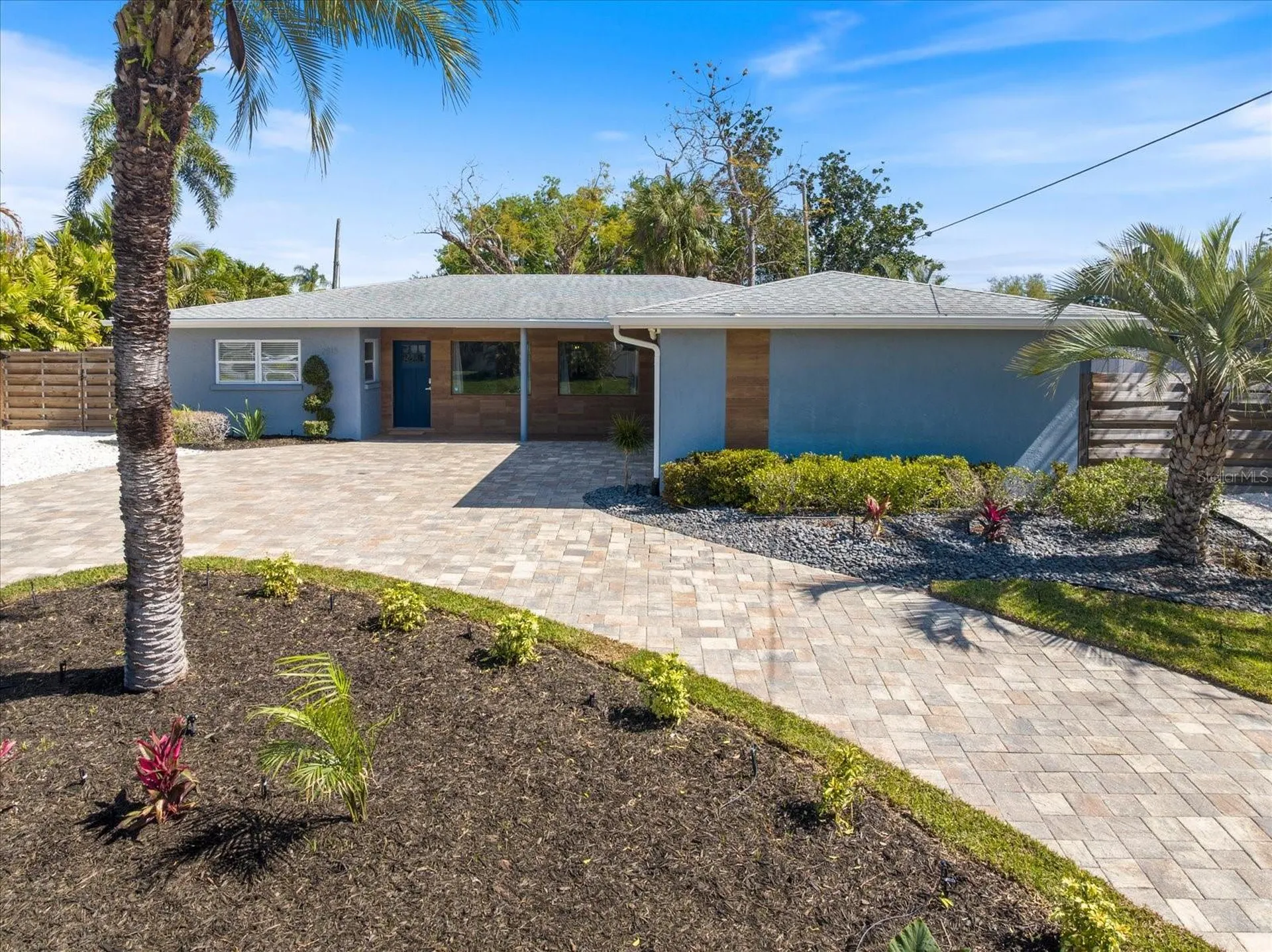 2513 Mineola Way Sarasota FL 34239