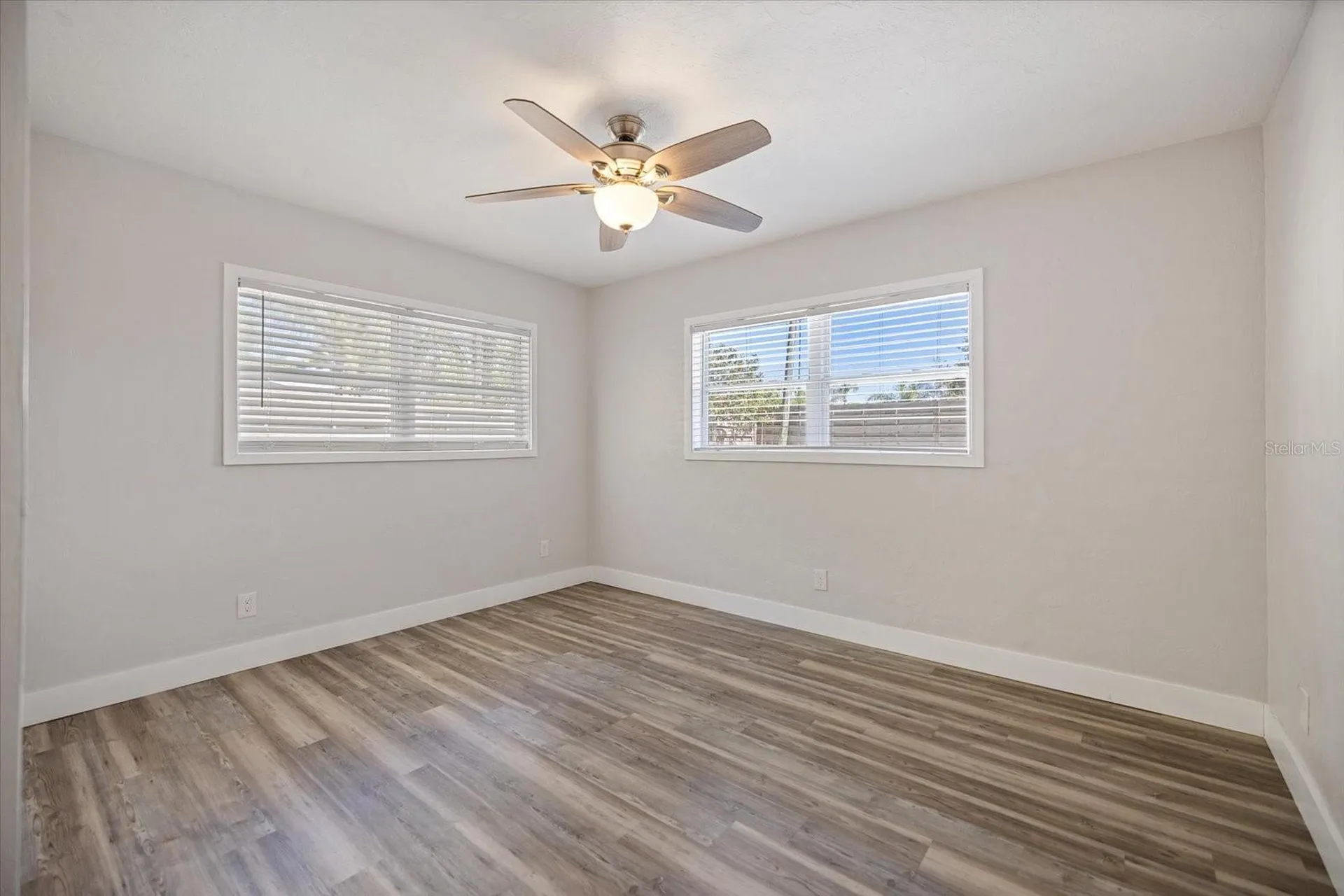 2513 Mineola Way Sarasota FL 34239
