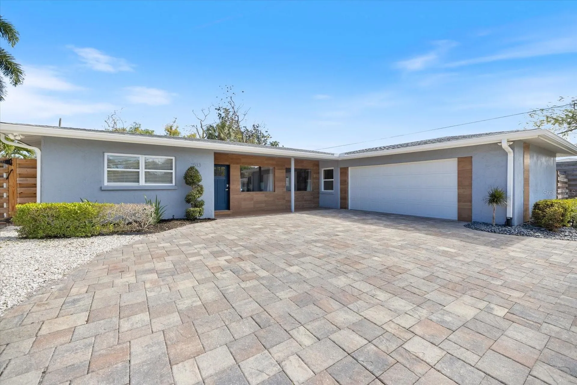 2513 Mineola Way Sarasota FL 34239