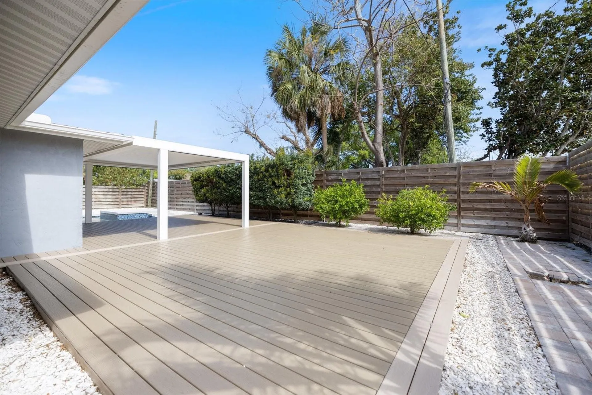 2513 Mineola Way Sarasota FL 34239