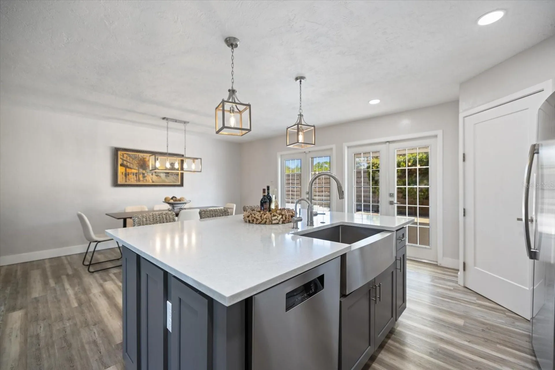 2513 Mineola Way Sarasota FL 34239