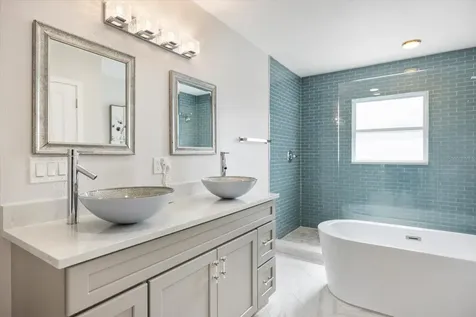 2513 Mineola Way Sarasota FL 34239