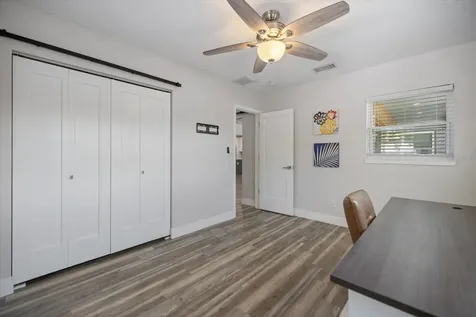2513 Mineola Way Sarasota FL 34239