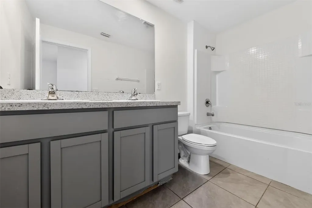 439 Sunlit Coral Street Ruskin FL 33570