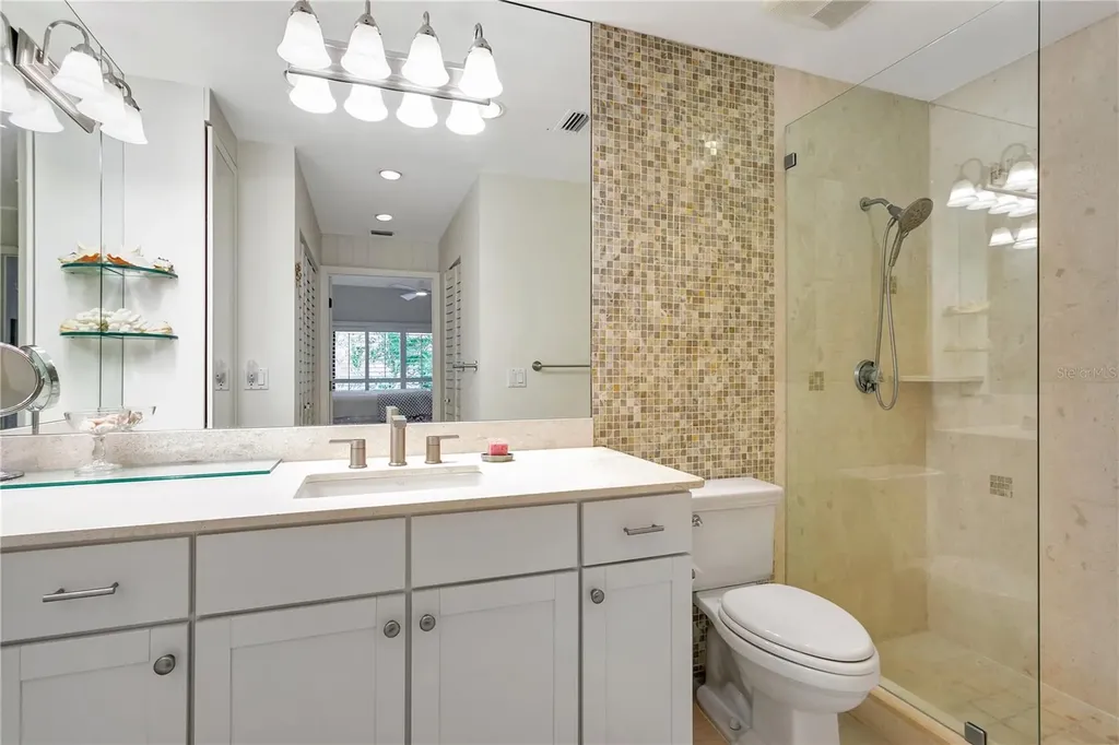 1732 Kestral Park Way S Sarasota FL 34231