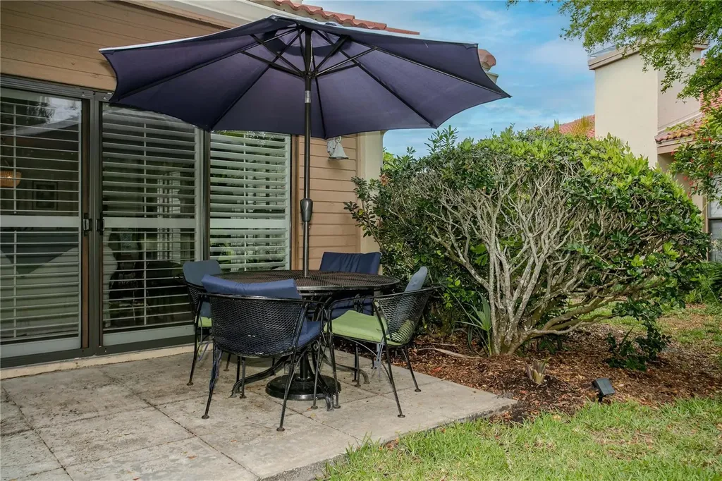 1732 Kestral Park Way S Sarasota FL 34231