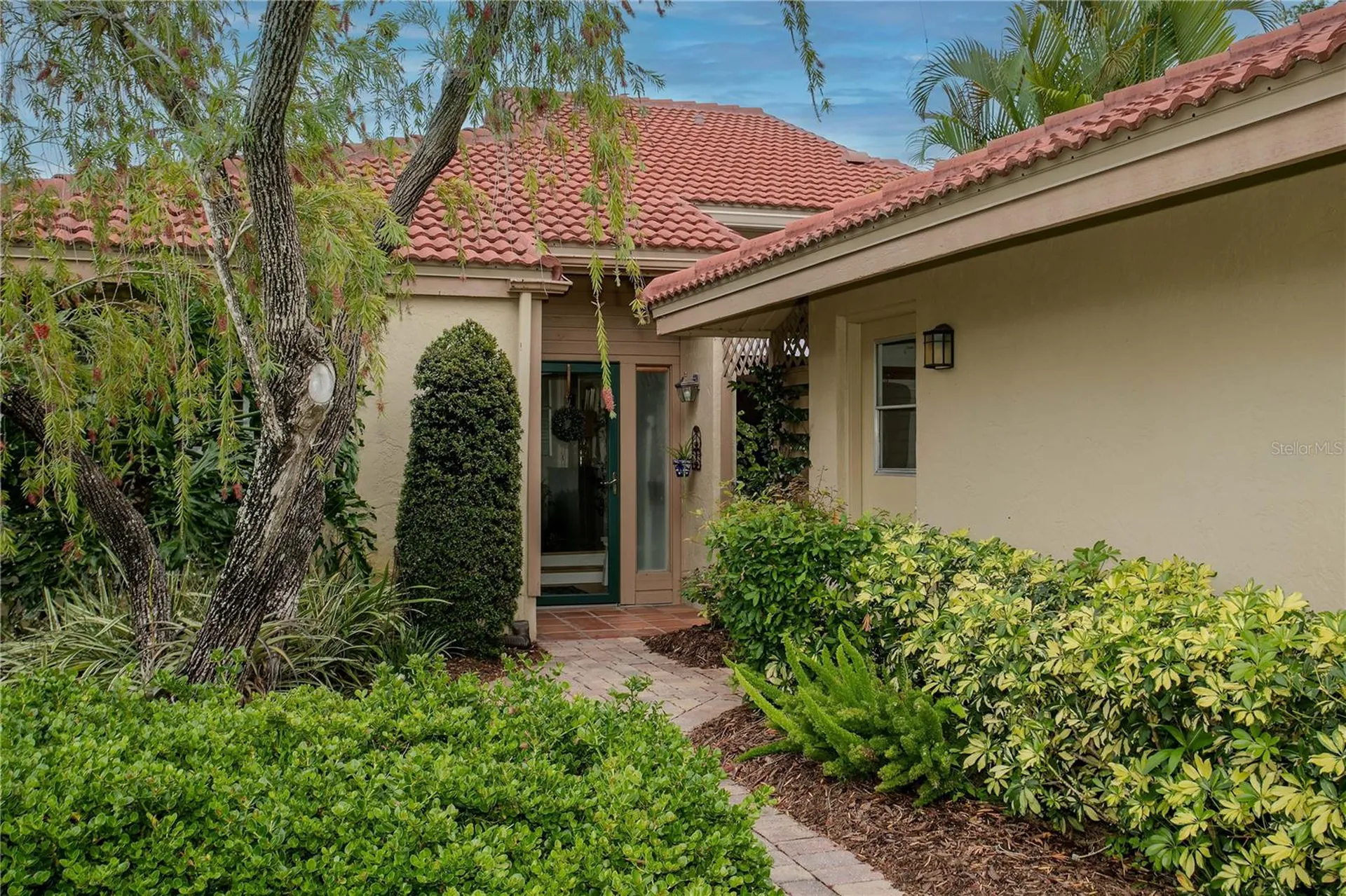 1732 Kestral Park Way S Sarasota FL 34231