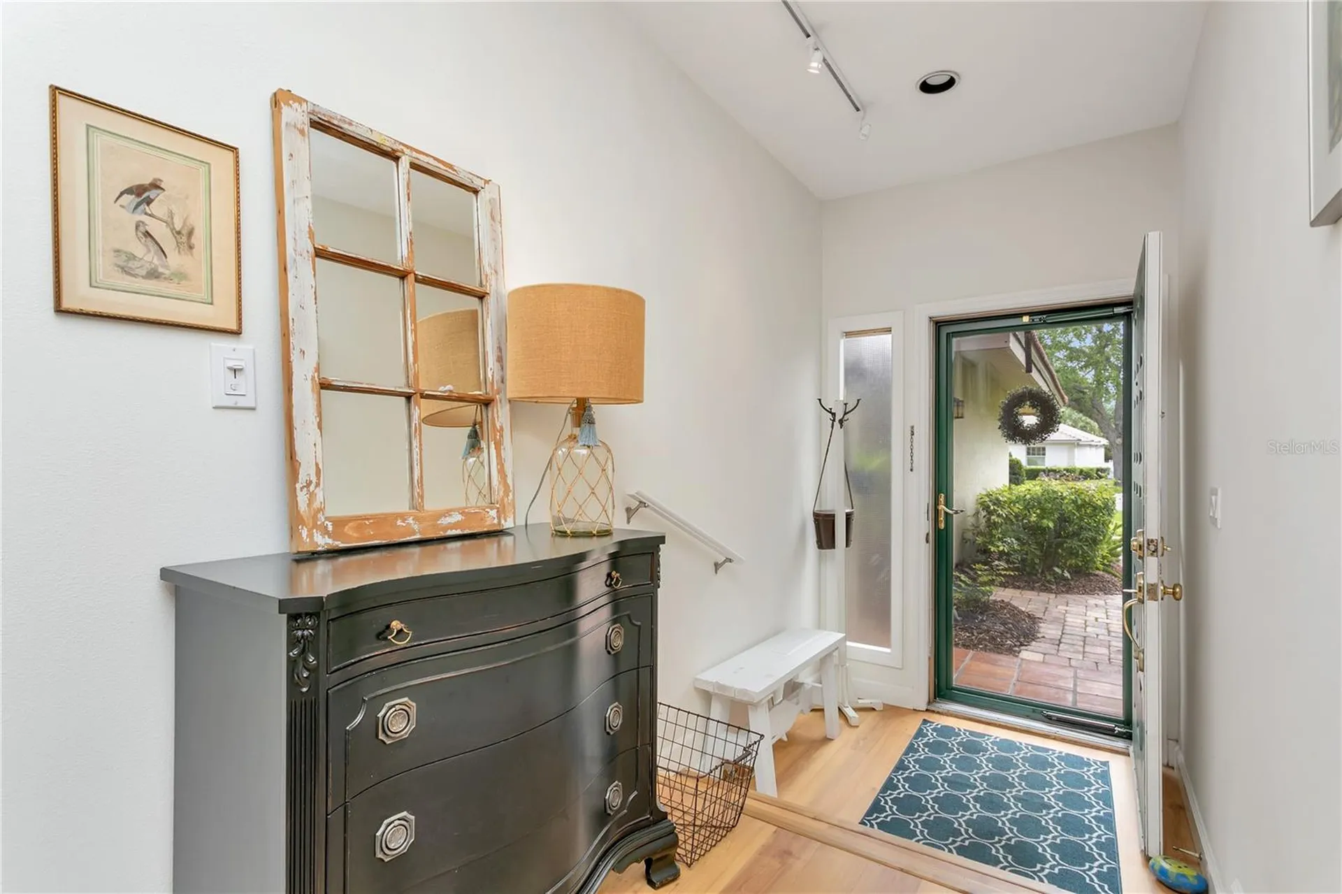 1732 Kestral Park Way S Sarasota FL 34231