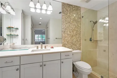 1732 Kestral Park Way S Sarasota FL 34231