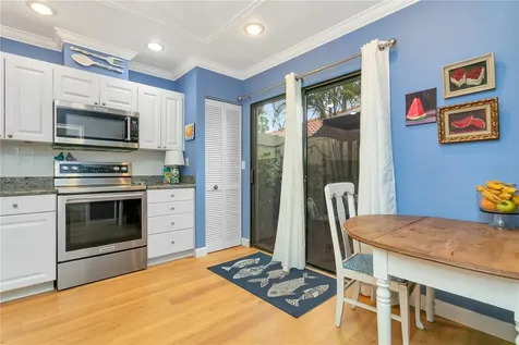 1732 Kestral Park Way S Sarasota FL 34231