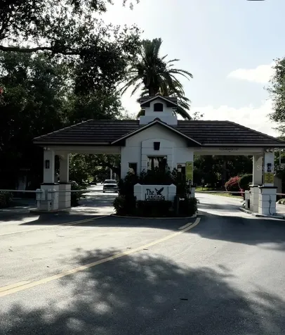 1732 Kestral Park Way S Sarasota FL 34231