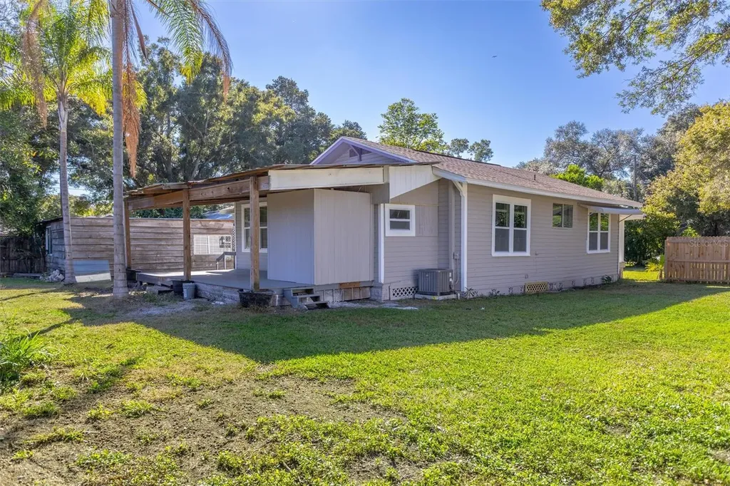 1571 S Myrtle Avenue Clearwater FL 33756
