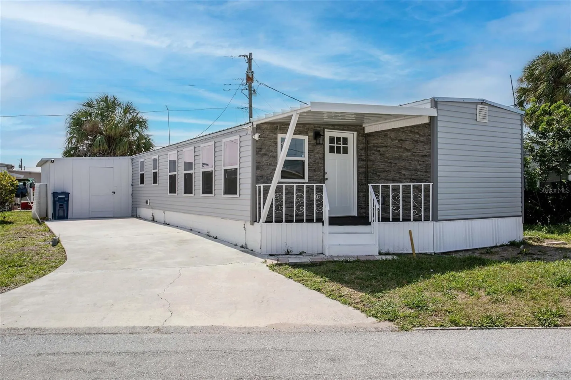 410 W 51st Avenue Drive W Bradenton FL 34207