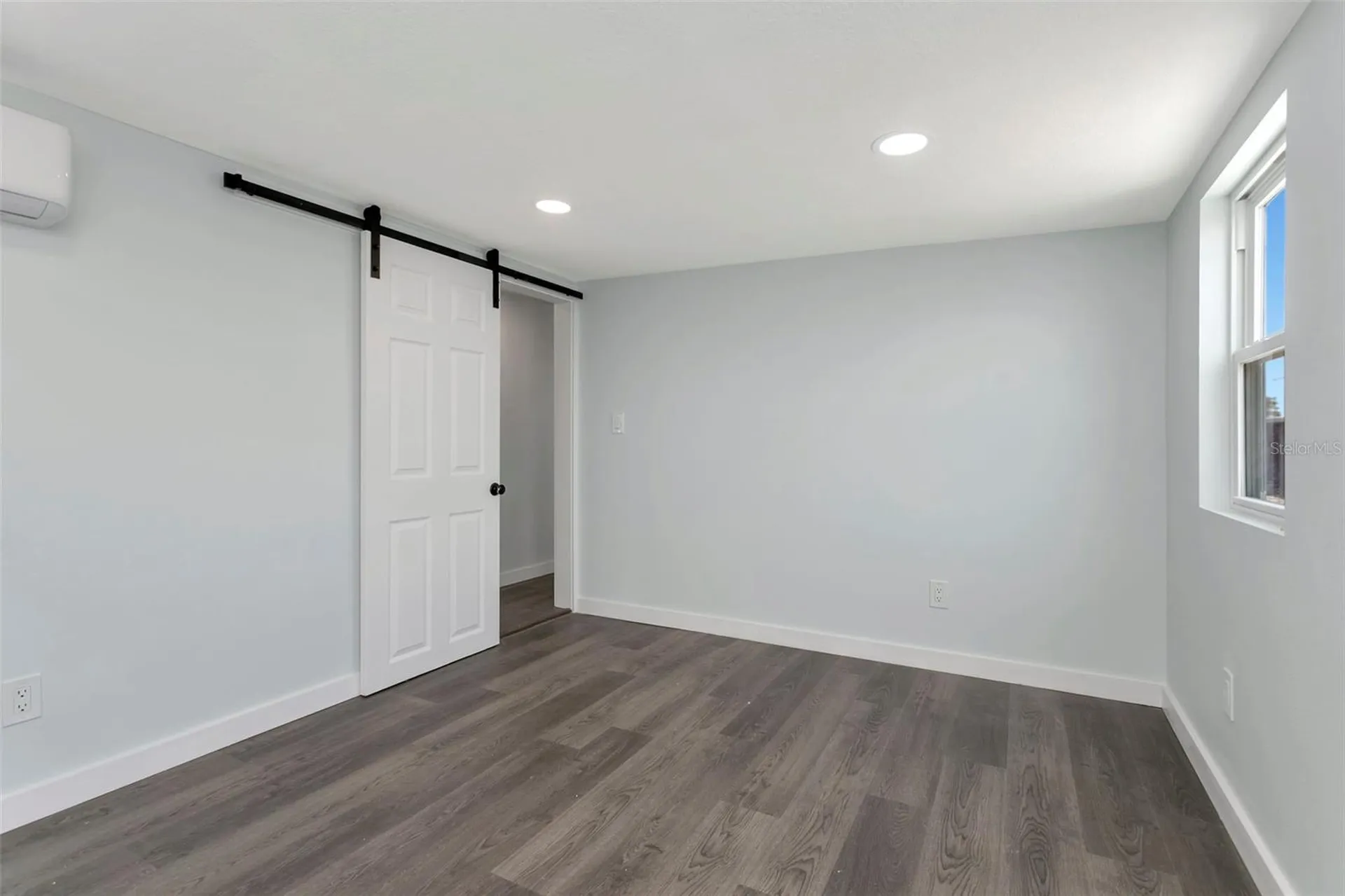 410 W 51st Avenue Drive W Bradenton FL 34207
