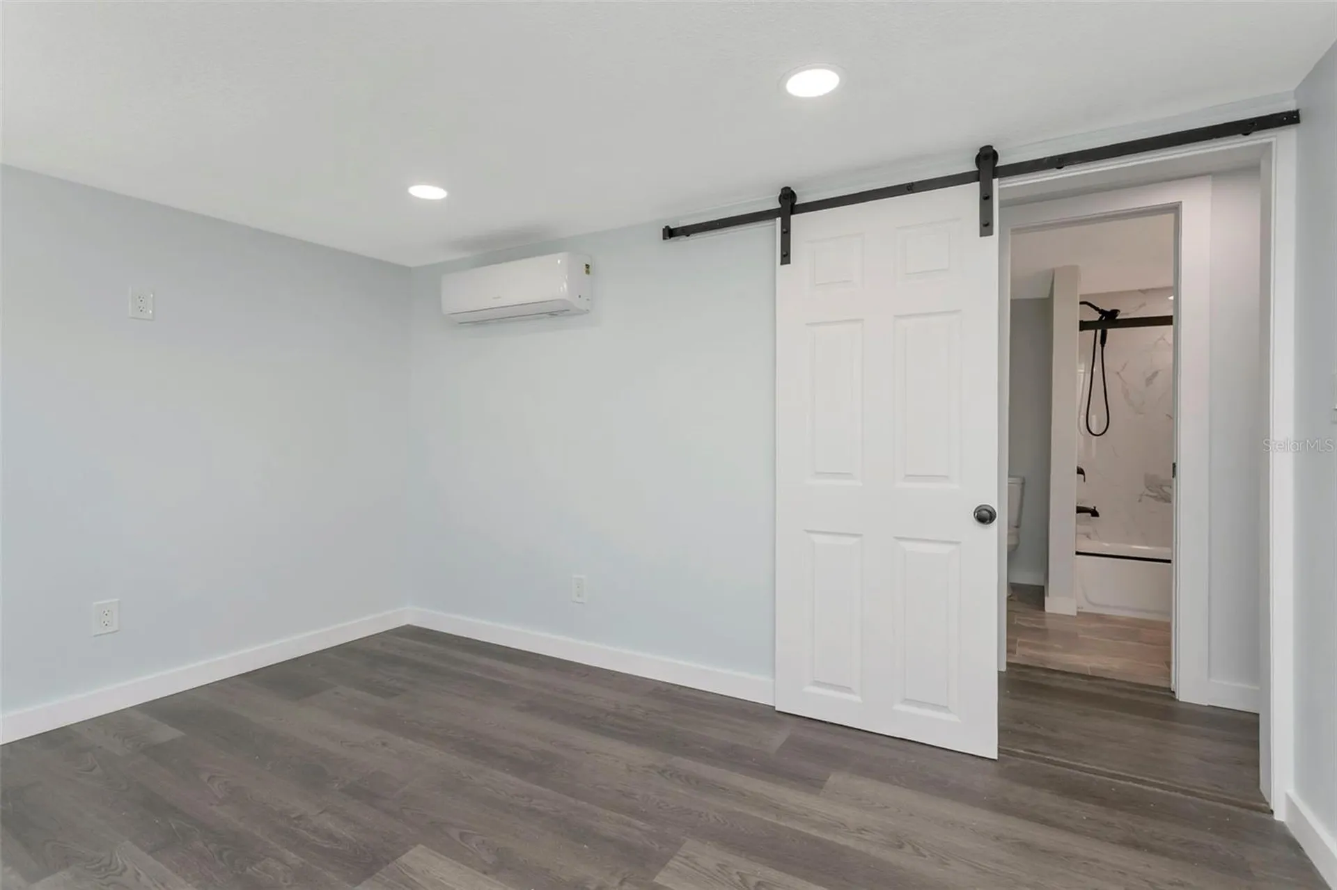 410 W 51st Avenue Drive W Bradenton FL 34207