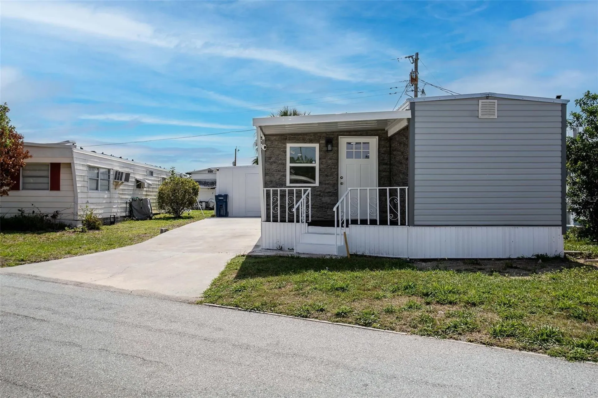 410 W 51st Avenue Drive W Bradenton FL 34207