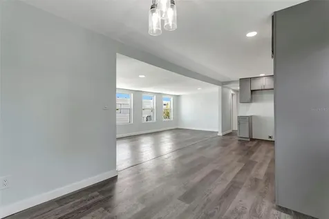 410 W 51st Avenue Drive W Bradenton FL 34207