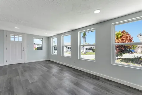 410 W 51st Avenue Drive W Bradenton FL 34207