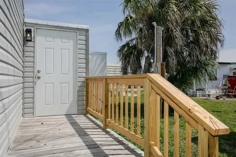 410 W 51st Avenue Drive W Bradenton FL 34207