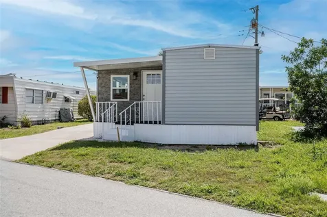 410 W 51st Avenue Drive W Bradenton FL 34207