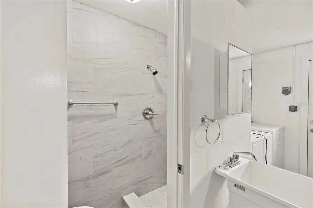 3317 Honeymoon Lane Holiday FL 34691