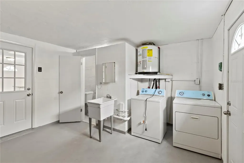 3317 Honeymoon Lane Holiday FL 34691