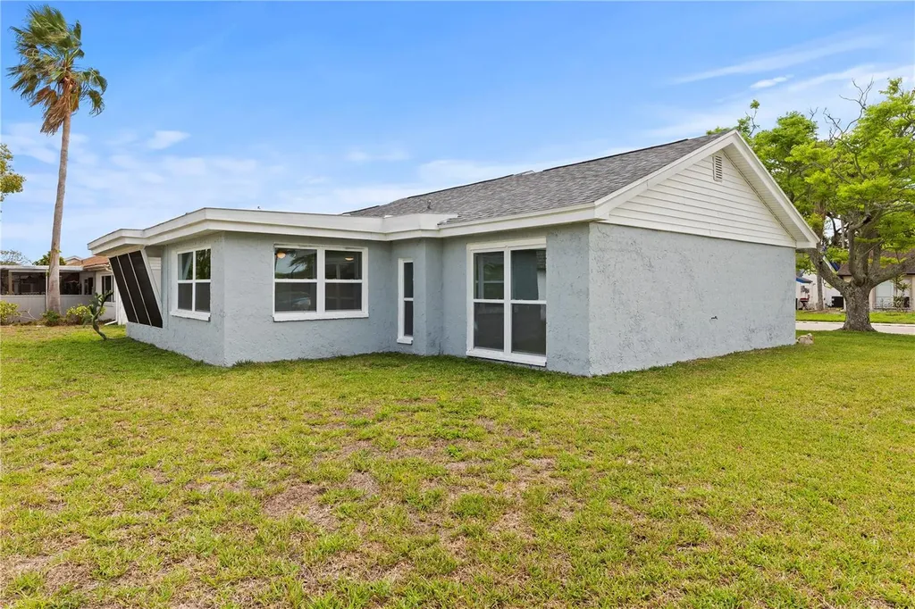 3317 Honeymoon Lane Holiday FL 34691