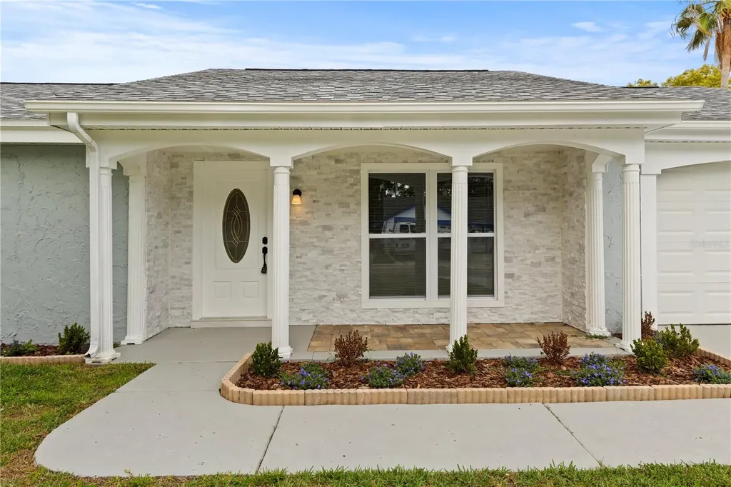 3317 Honeymoon Lane Holiday FL 34691
