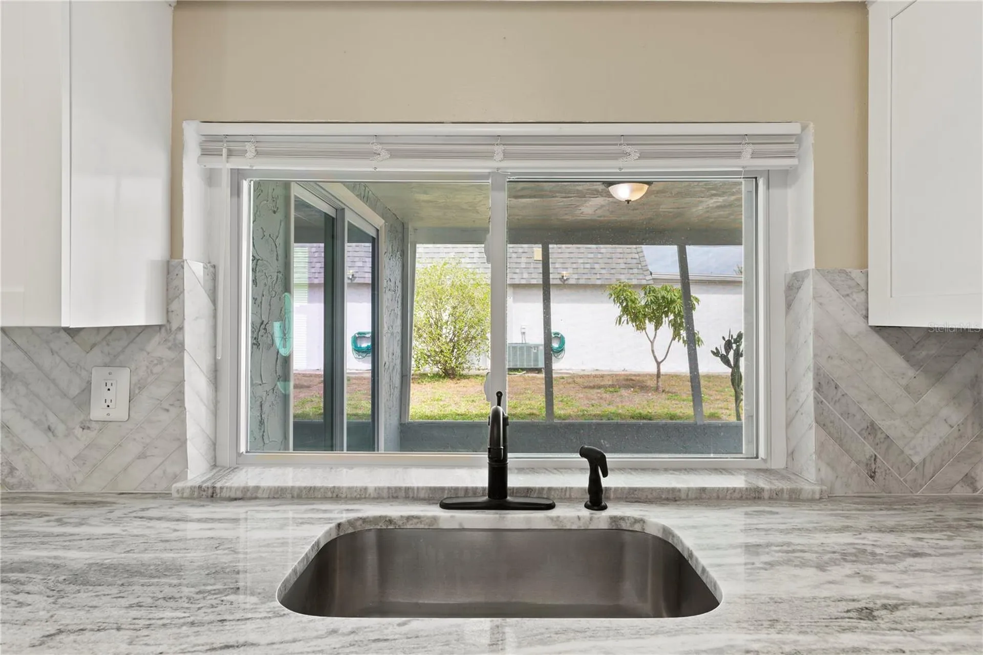 3317 Honeymoon Lane Holiday FL 34691