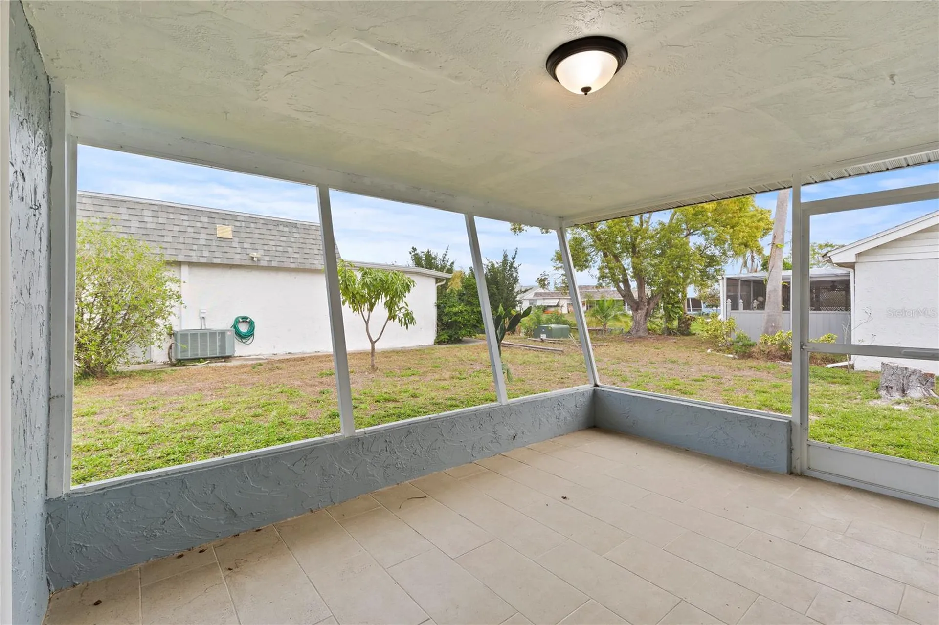 3317 Honeymoon Lane Holiday FL 34691