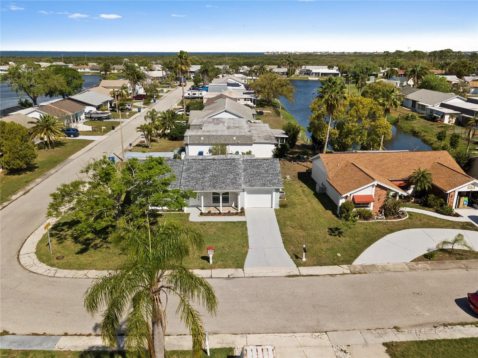 3317 Honeymoon Lane Holiday FL 34691