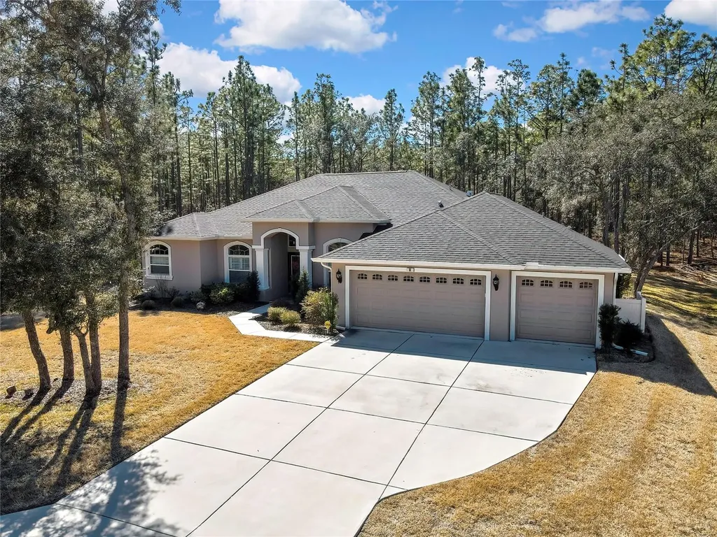 10 Milbark Court Homosassa FL 34446