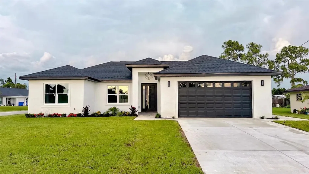4200 Leaf Road Sebring FL 33875