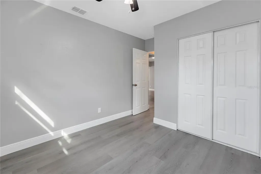 4027 7th Street S St Petersburg FL 33705