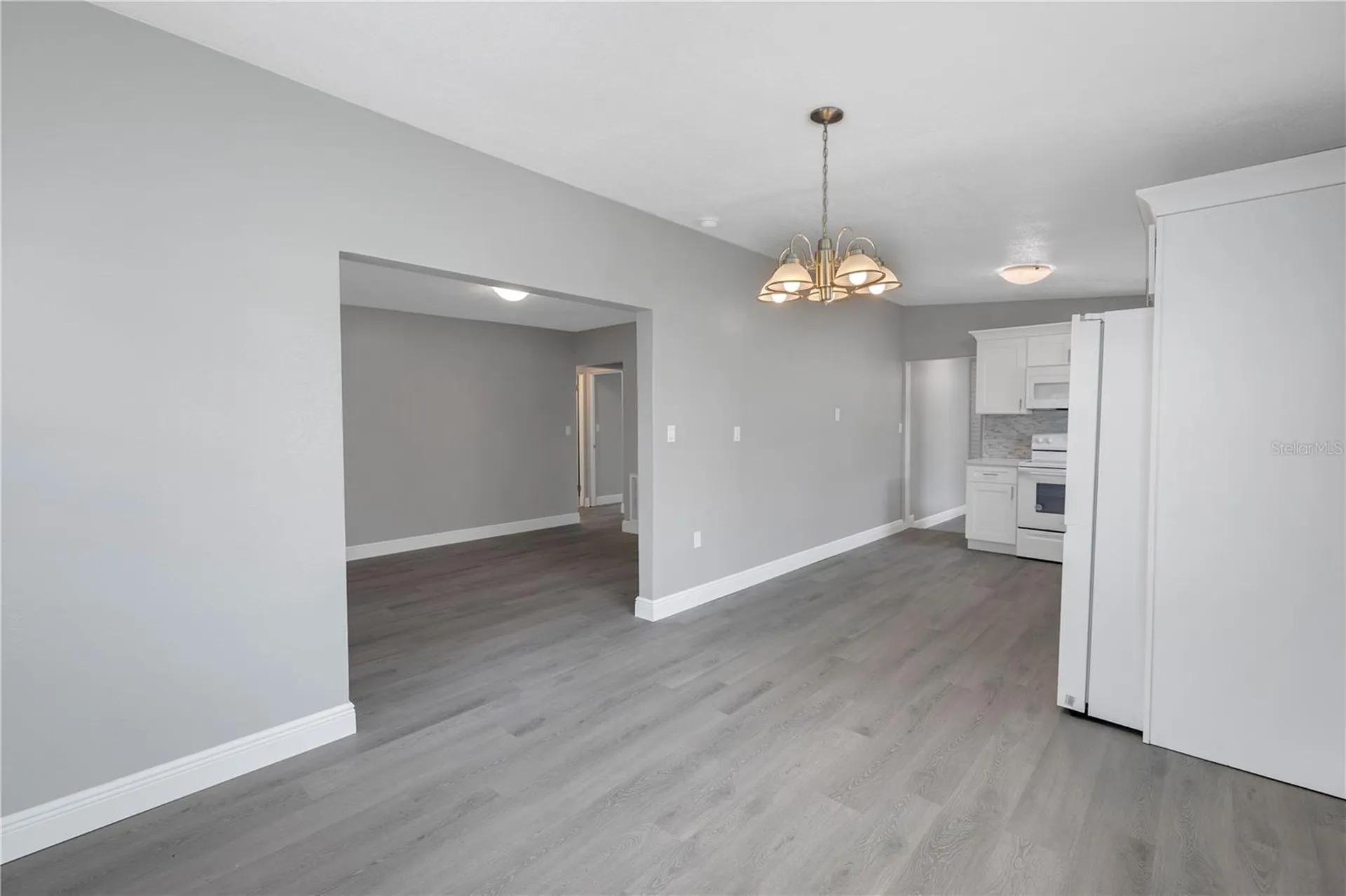 4027 7th Street S St Petersburg FL 33705
