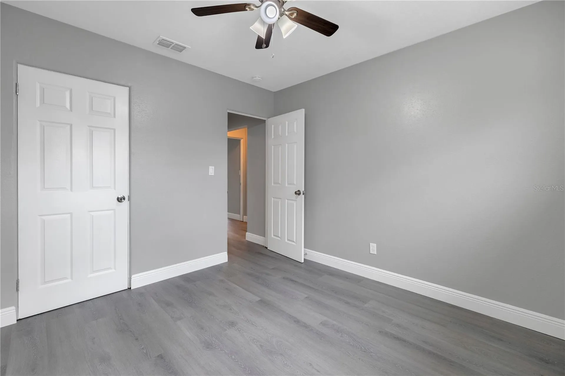 4027 7th Street S St Petersburg FL 33705