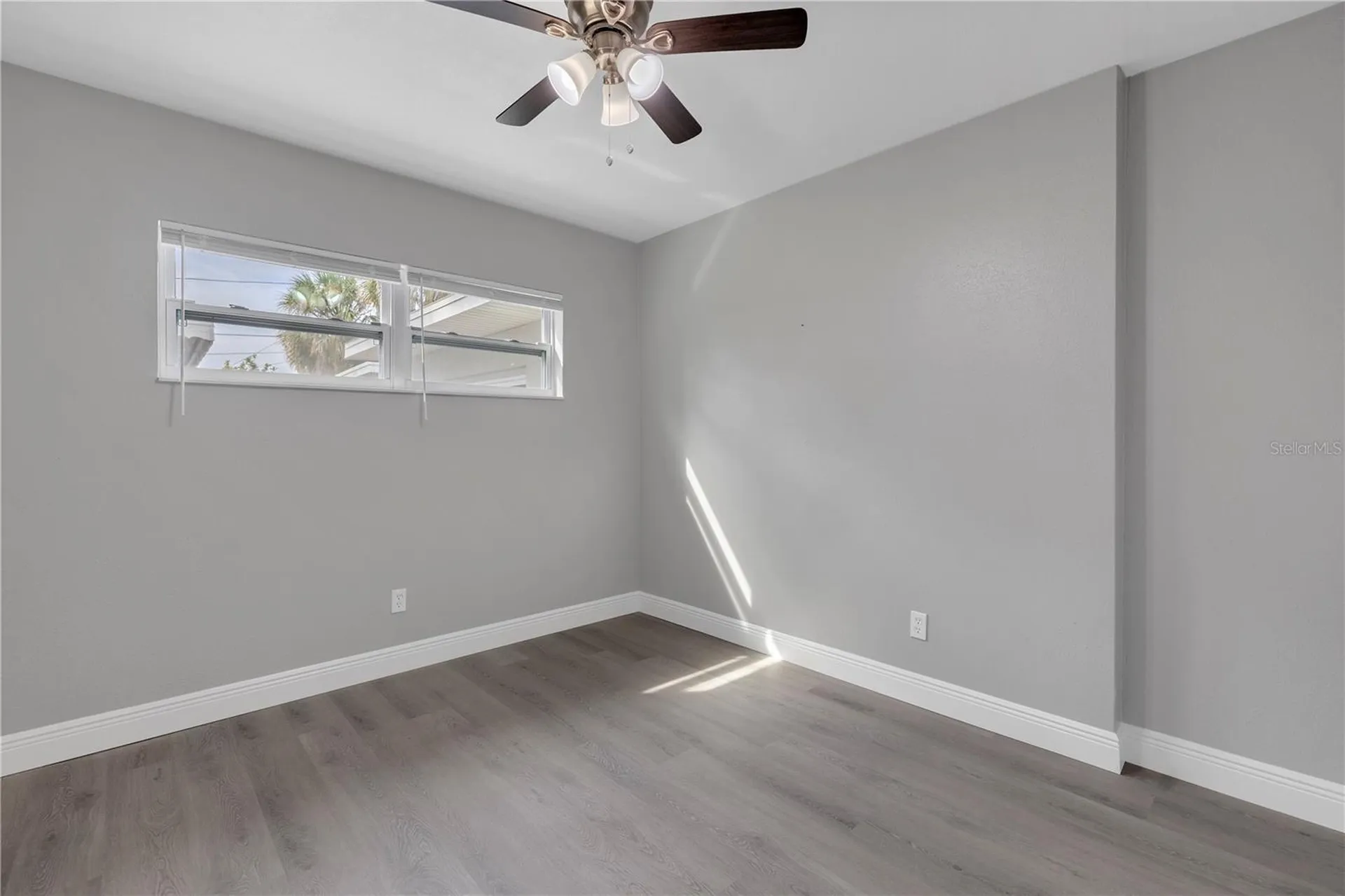 4027 7th Street S St Petersburg FL 33705