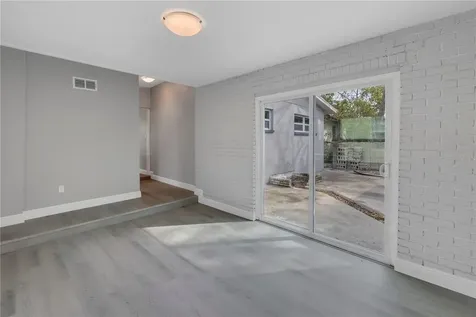 4027 7th Street S St Petersburg FL 33705